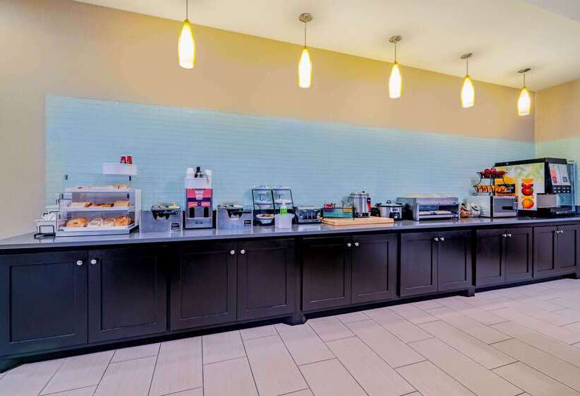 호텔 La Quinta By Wyndham Dfw Airport West   Bedford