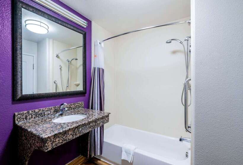 호텔 La Quinta By Wyndham Dfw Airport West   Bedford