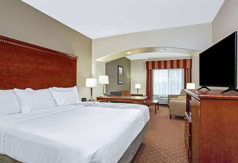 Отель La Quinta By Wyndham Fairfield Tx