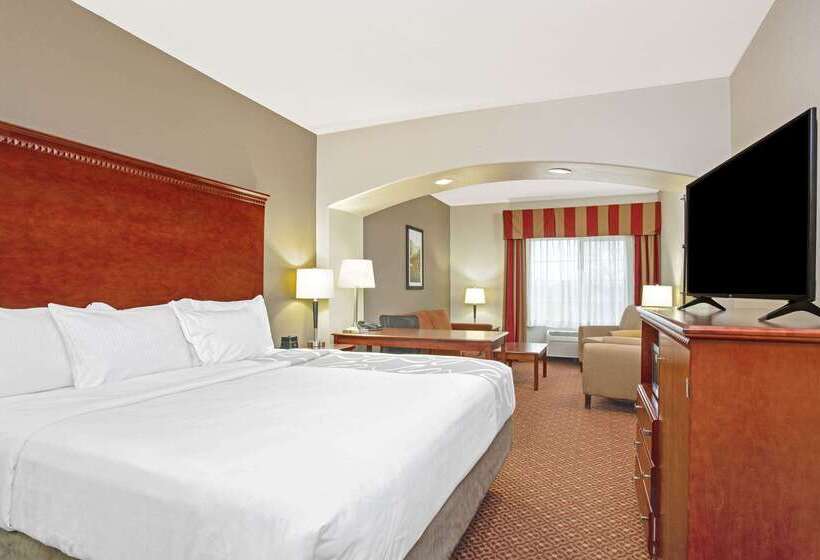 Отель La Quinta By Wyndham Fairfield Tx