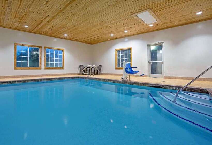 Отель La Quinta By Wyndham Fairfield Tx