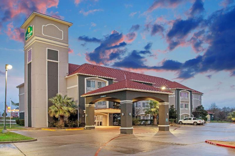 Отель La Quinta By Wyndham Fairfield Tx