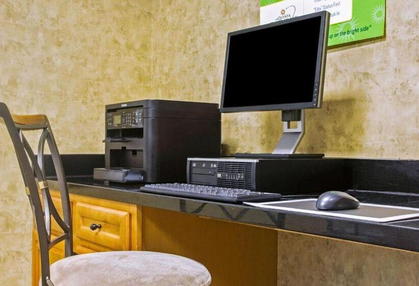 فندق La Quinta By Wyndham Fort Smith