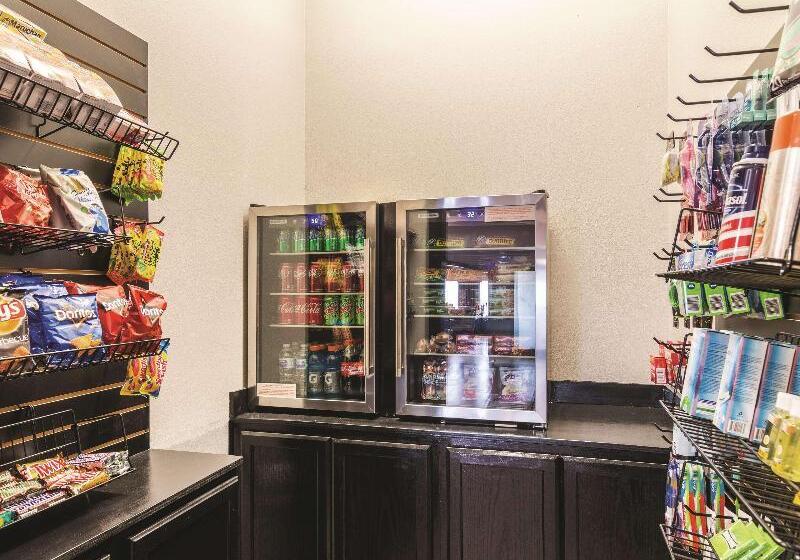 ホテル La Quinta By Wyndham Fort Worth Lake Worth