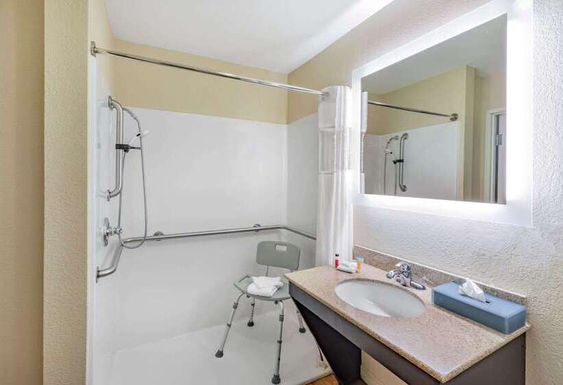 호텔 La Quinta By Wyndham Garland Harbor Point