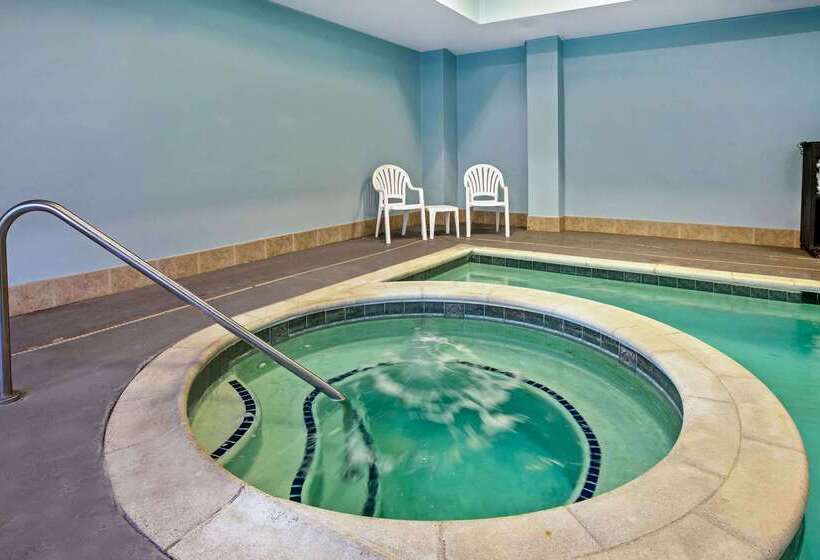 호텔 La Quinta By Wyndham Garland Harbor Point