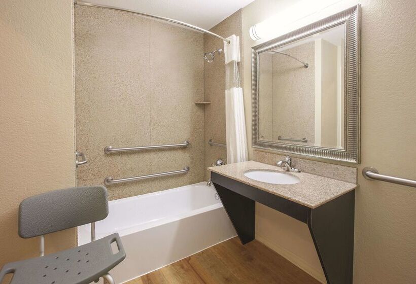 호텔 La Quinta By Wyndham Garland Harbor Point