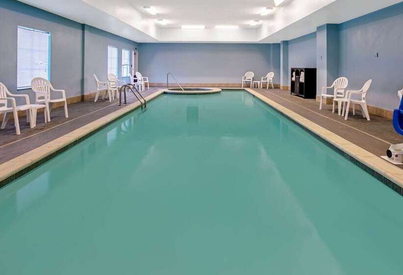 호텔 La Quinta By Wyndham Garland Harbor Point