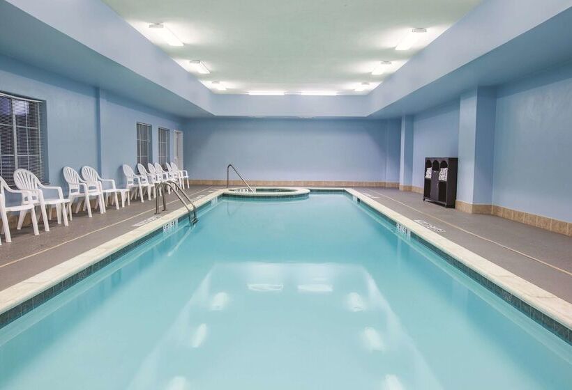 호텔 La Quinta By Wyndham Garland Harbor Point