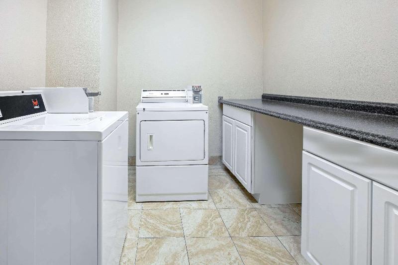 호텔 La Quinta By Wyndham Garland Harbor Point