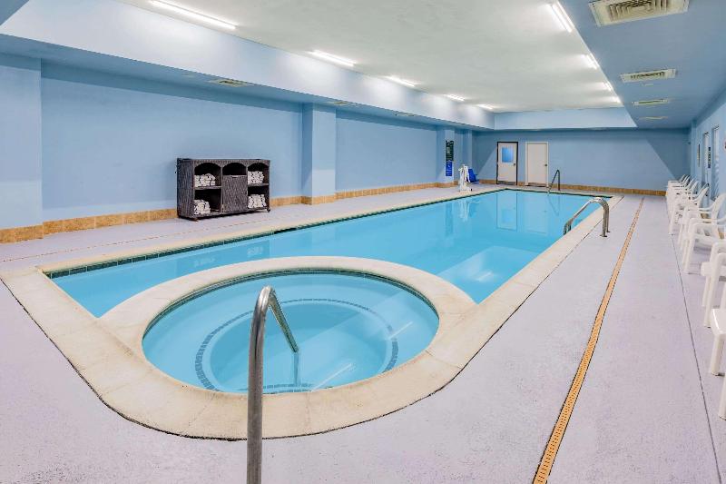 호텔 La Quinta By Wyndham Garland Harbor Point