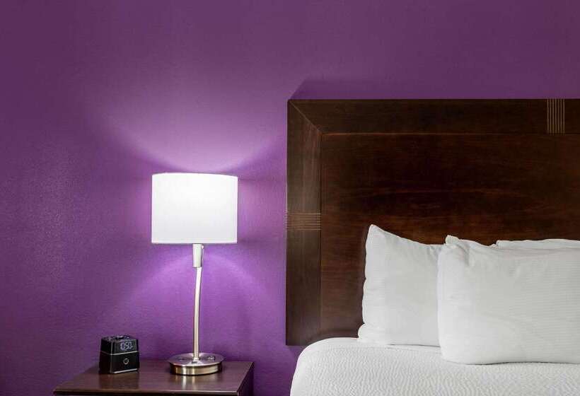 هتل La Quinta By Wyndham Huntsville Airport Madison