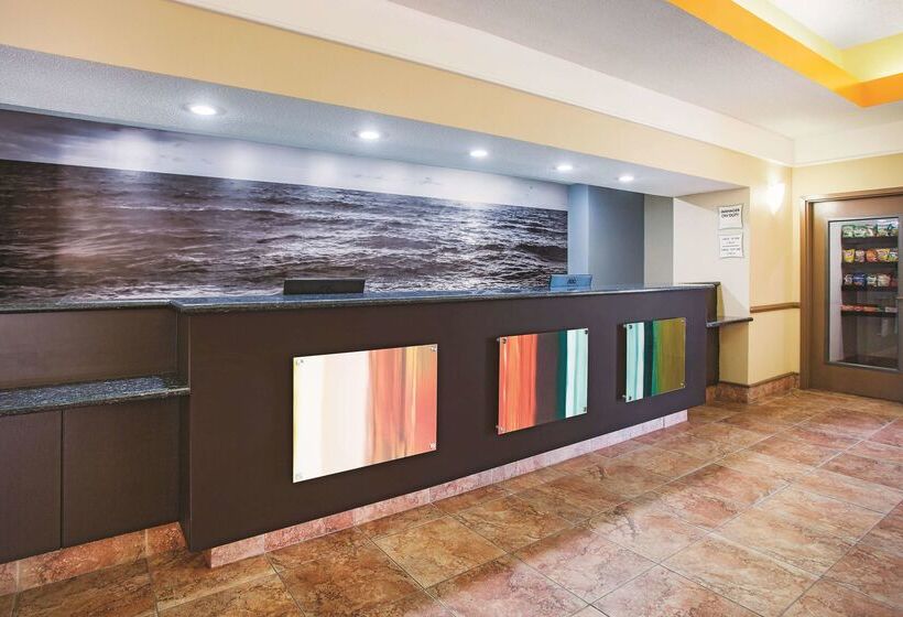 فندق La Quinta By Wyndham Kingsland/kings Bay Naval B