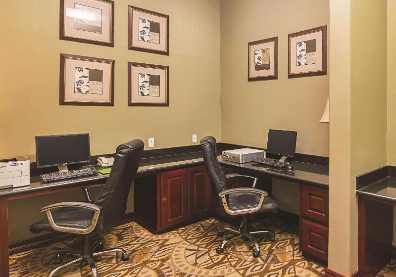 호텔 La Quinta By Wyndham Lindale