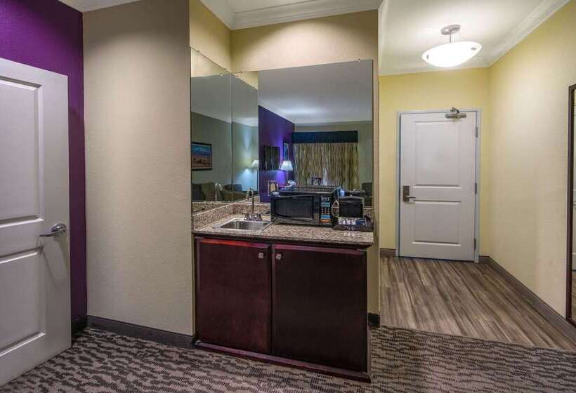 בית מלון כפרי La Quinta Inn & Suites By Wyndham Loveland Estes Park