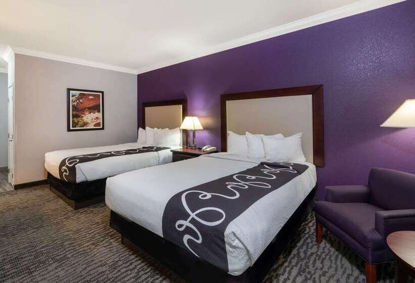 בית מלון כפרי La Quinta Inn & Suites By Wyndham Loveland Estes Park