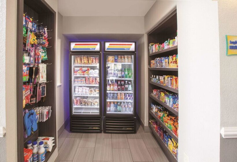 酒店 La Quinta By Wyndham Mansfield Tx