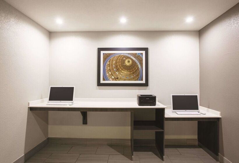 酒店 La Quinta By Wyndham Mansfield Tx