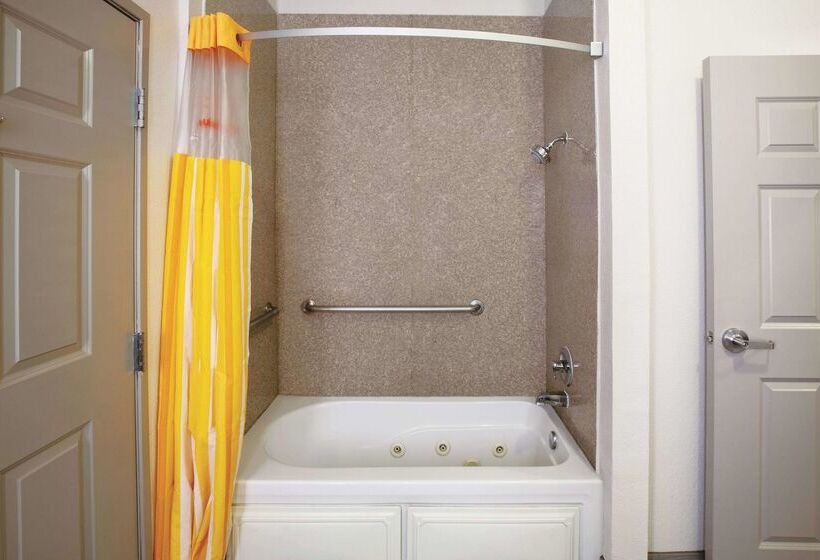 酒店 La Quinta By Wyndham Mansfield Tx