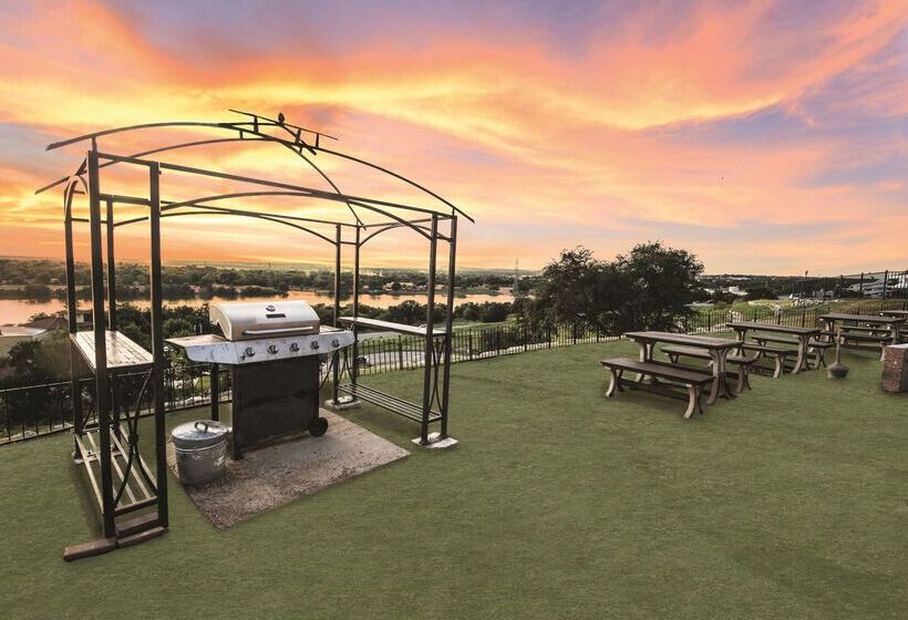 ホテル La Quinta By Wyndham Marble Falls