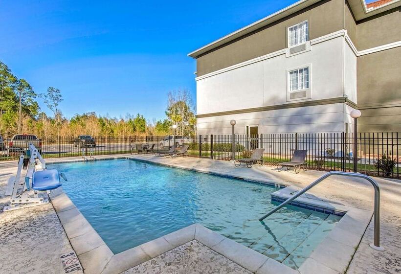 בית מלון כפרי La Quinta Inn & Suites By Wyndham Mobile Satsuma / Saraland