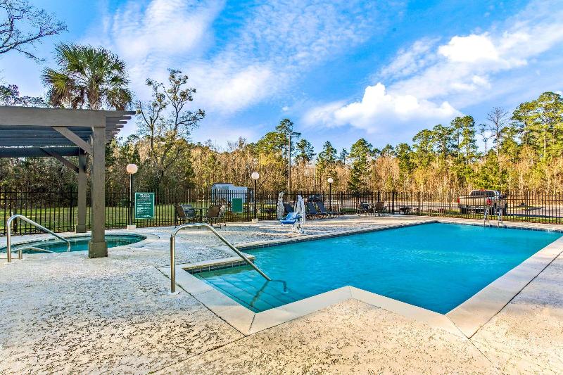 בית מלון כפרי La Quinta Inn & Suites By Wyndham Mobile Satsuma / Saraland