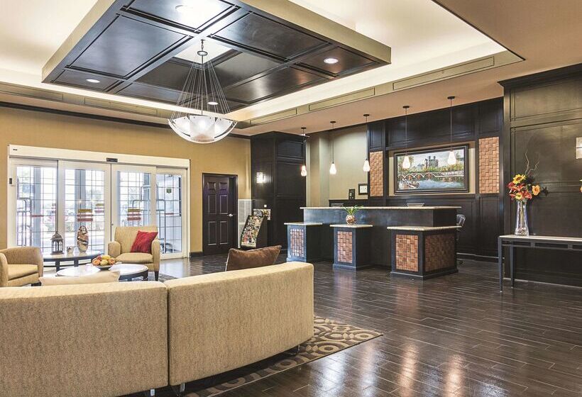 ホテル La Quinta By Wyndham Mt. Pleasant