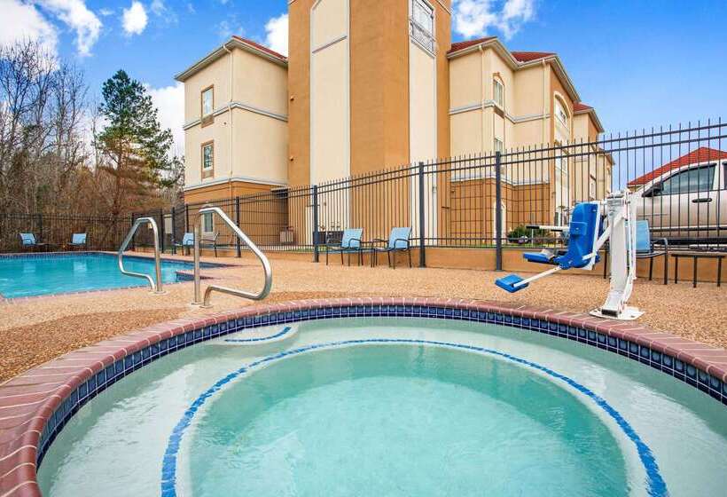 ホテル La Quinta By Wyndham Palestine