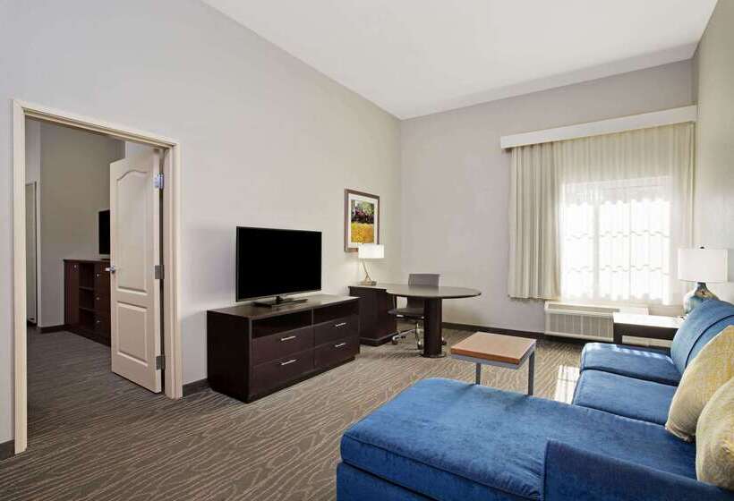 호텔 La Quinta By Wyndham Palestine