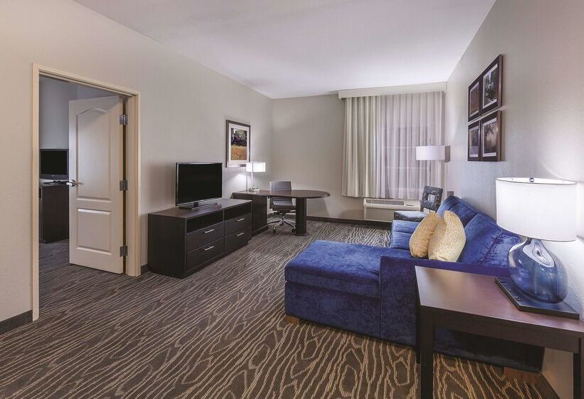 호텔 La Quinta By Wyndham Palestine