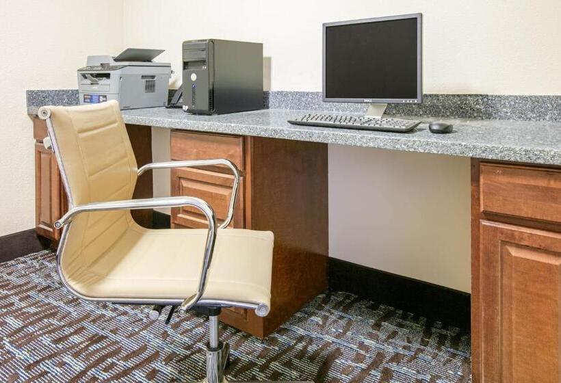 ホテル La Quinta Inn & Suites By Wyndham Paris