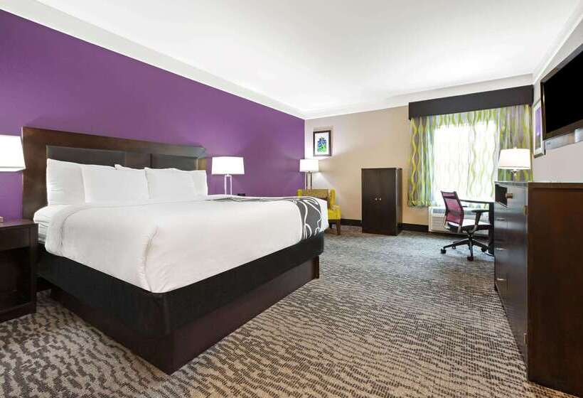 هتل La Quinta By Wyndham Pearland