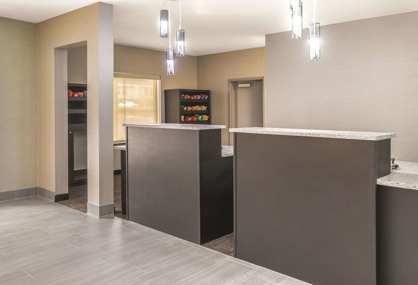 فندق La Quinta By Wyndham Rome