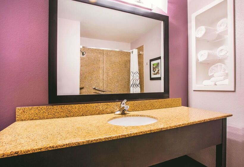 فندق La Quinta By Wyndham Russellville