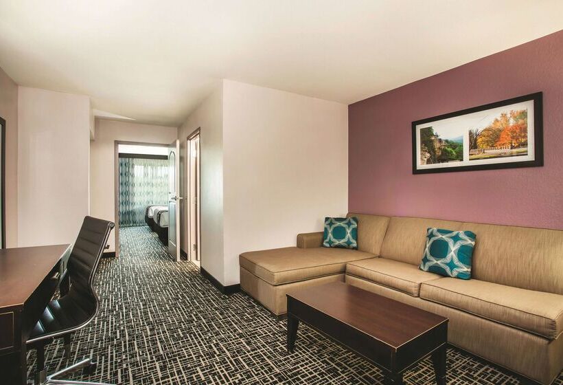 فندق La Quinta By Wyndham Russellville