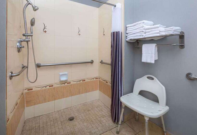 فندق La Quinta By Wyndham Savannah Airport   Pooler