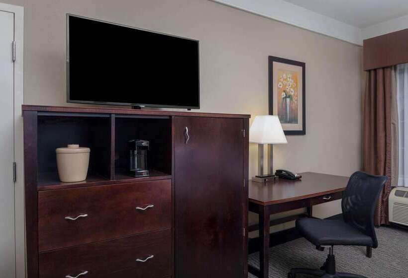 فندق La Quinta By Wyndham Savannah Airport   Pooler