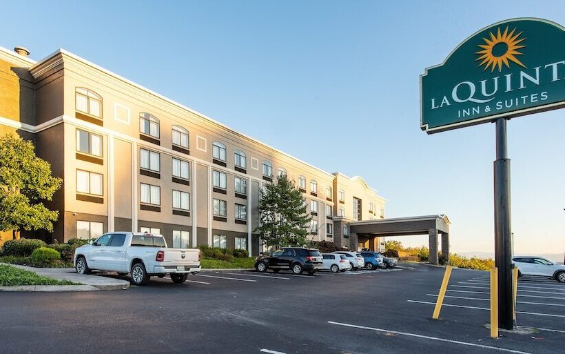 هتل La Quinta By Wyndham Sevierville / Kodak