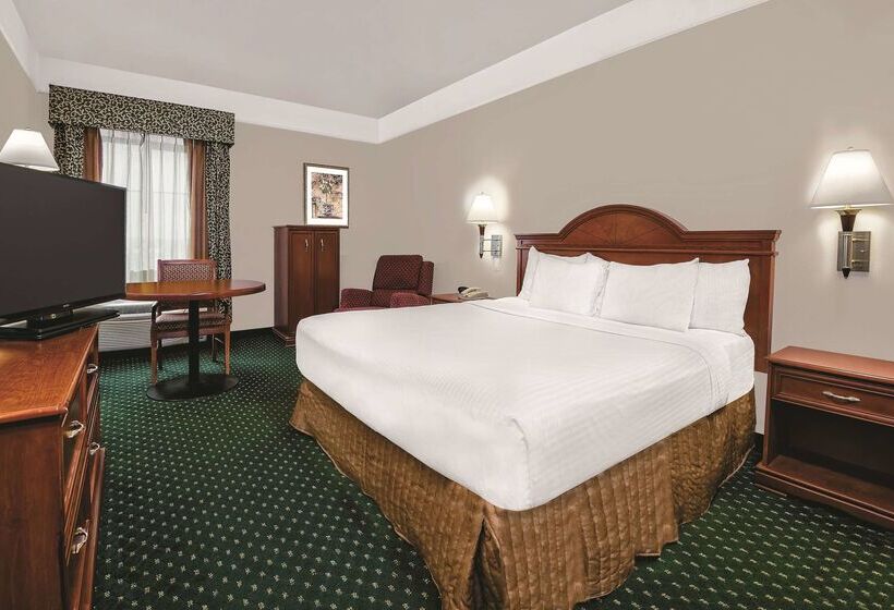 בית מלון כפרי La Quinta By Wyndham Stephenville