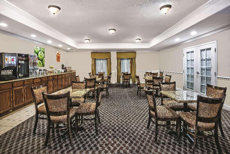 בית מלון כפרי La Quinta By Wyndham Stephenville