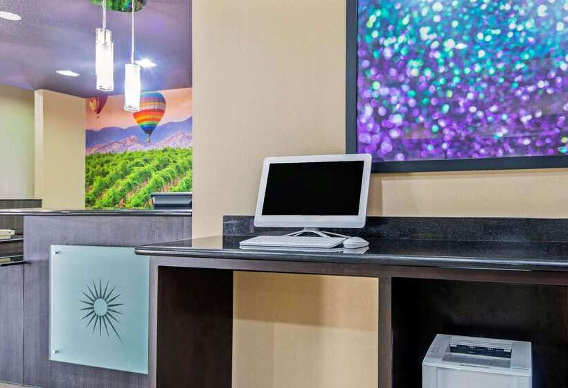 בית מלון כפרי La Quinta By Wyndham Temecula