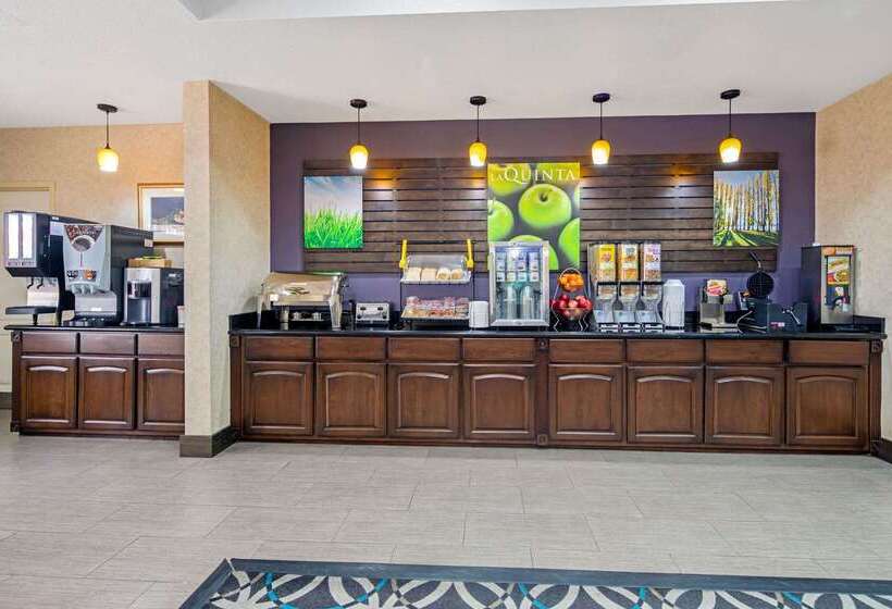 בית מלון כפרי La Quinta By Wyndham Temecula