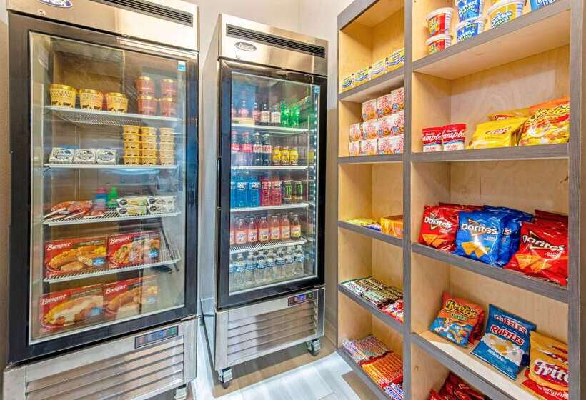 ホテル La Quinta Inn & Suites By Wyndham Winnie