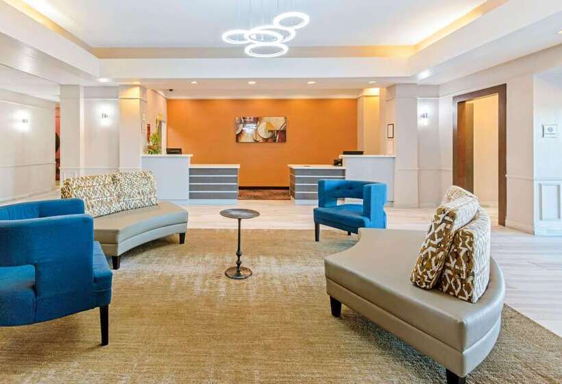 ホテル La Quinta Inn & Suites By Wyndham Winnie