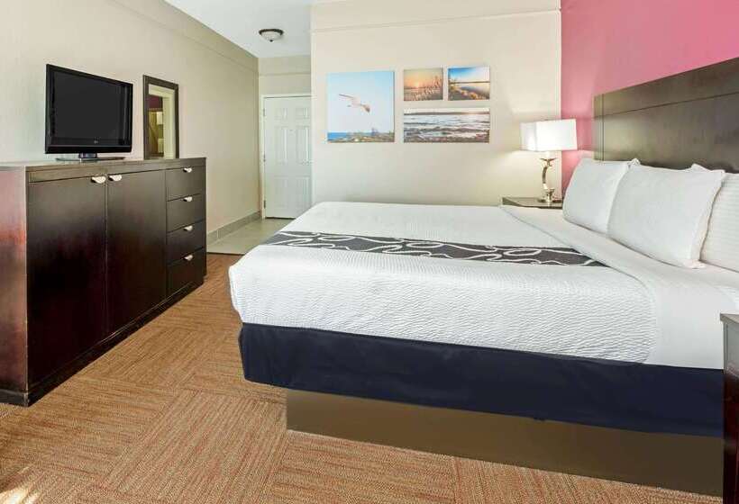 ホテル La Quinta Inn & Suites By Wyndham Winnie