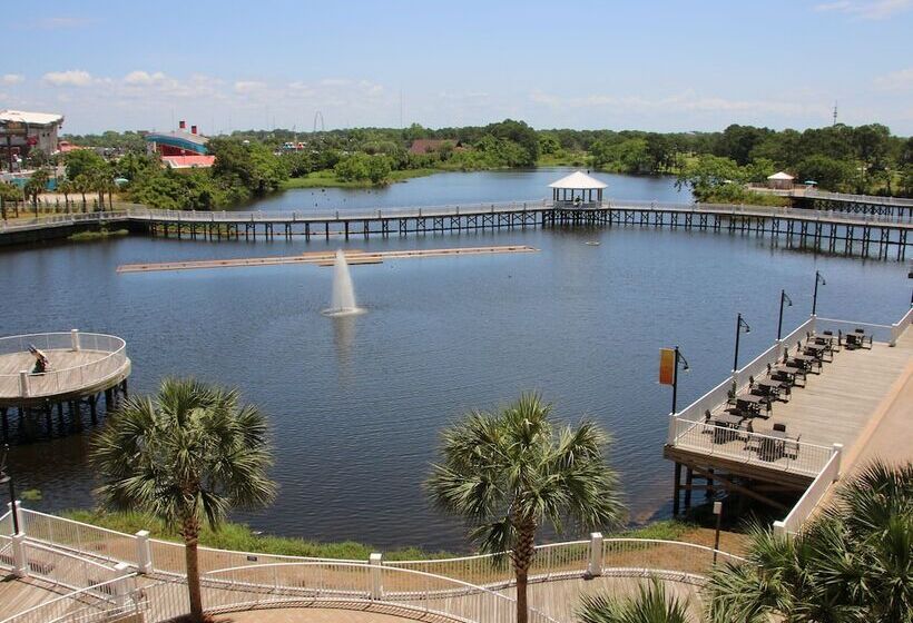 酒店 Laketown Wharf By Emerald View Resorts