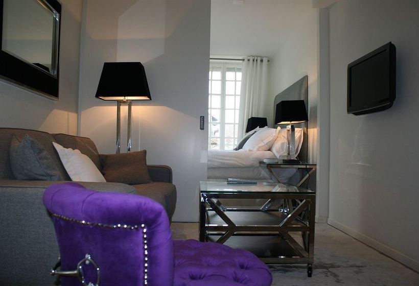 Отель Le Bourg 7