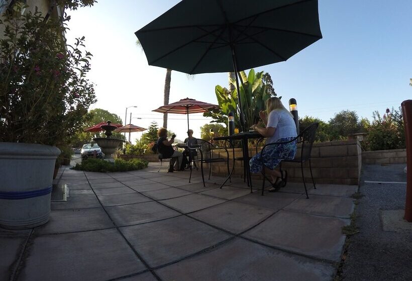 호텔 Loma Linda Inn