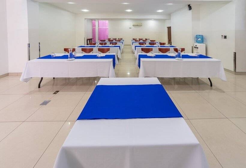 Szálloda Lp Santa Cruz Centro