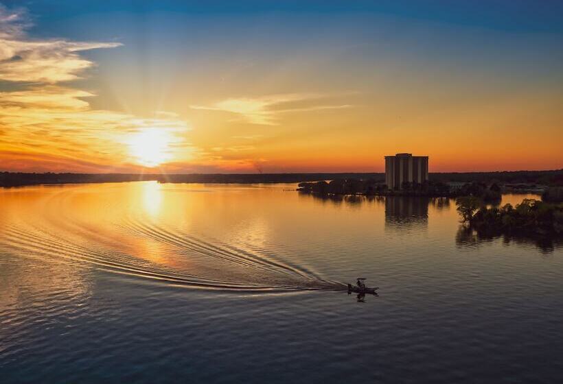 酒店 Margaritaville Lake Resort, Lake Conroe